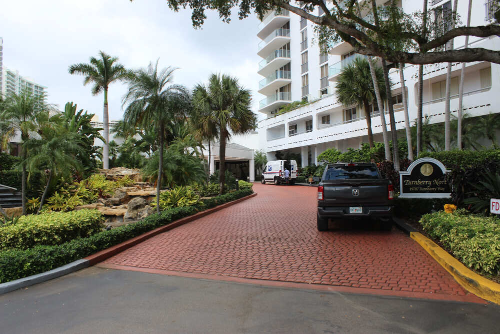 Building photo 3